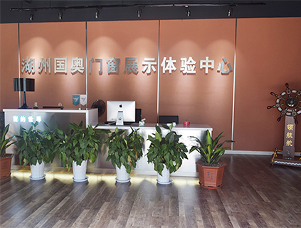 湖州金剛網一體窗廠家分享 推拉窗金剛網的有效防盜處理方法
